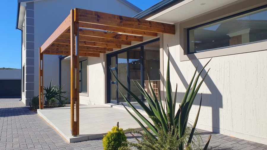 3 Bedroom Property for Sale in Dana Bay Western Cape